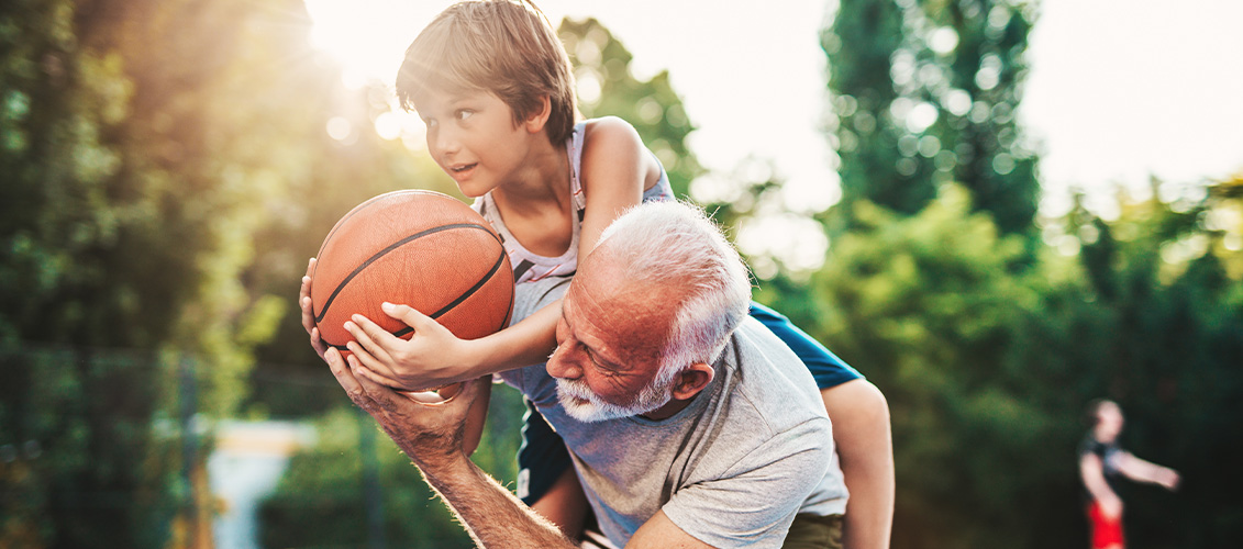 El valor de la experiencia de los abuelos en la crianza familiar